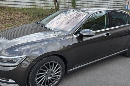 VW Passat 168.000 km 17.100 &euro; Stuttgart 70738