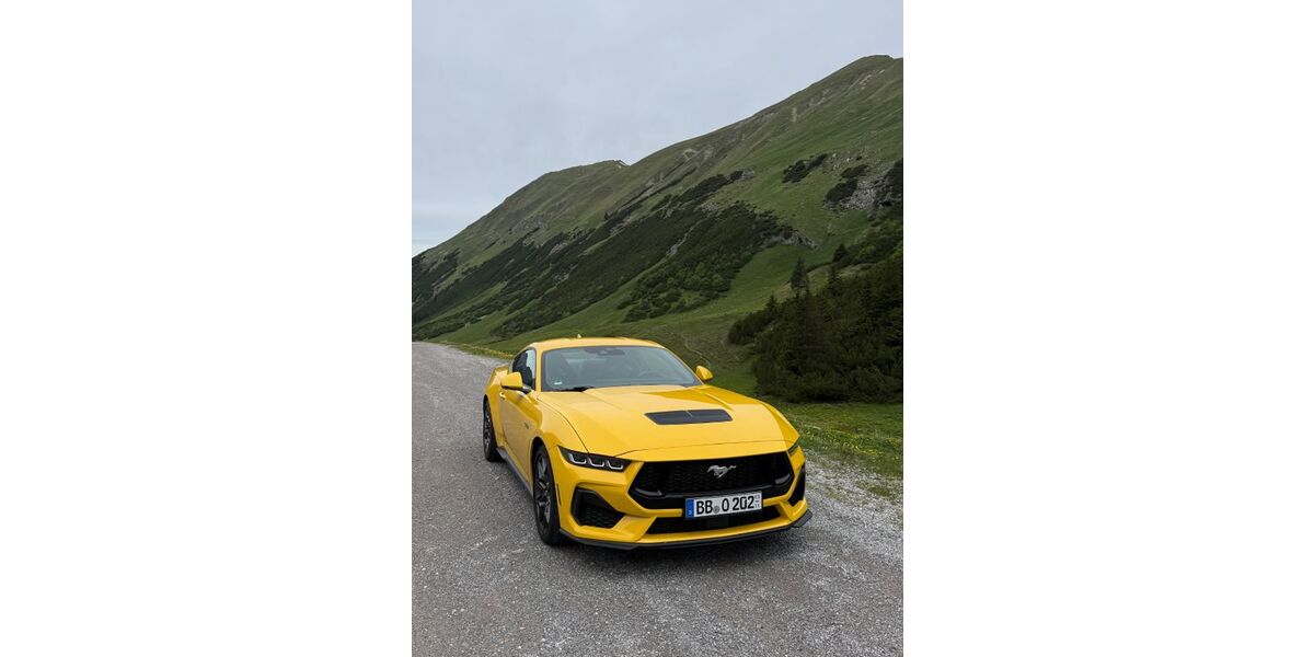 Ford Mustang 6.700 km 54.900 &euro; Nufringen 71154