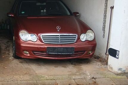 Mercedes-Benz C 220 270.000 km 2.500 &euro; Wörnitz 91637