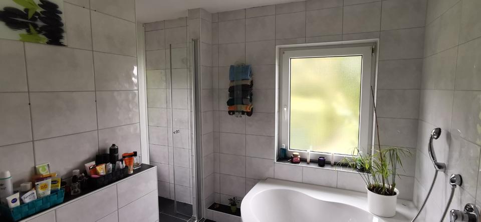 Einfamilienhaus Wermelskirchen - 6 Zimmer, 155 m&sup2;, 499.000&euro; | Angebot:26698952