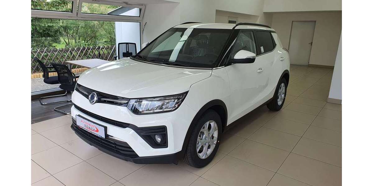SsangYong Tivoli 5.683 km 16.890 &euro; Boxberg/Uhyst 02943