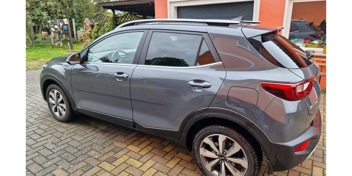Kia Stonic 49.200 km 16.000 &euro; Müncheberg 15374