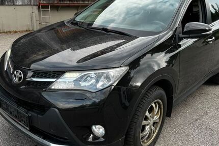Toyota RAV 4 137.000 km 12.890 &euro; Lenggries,Fleck 83661