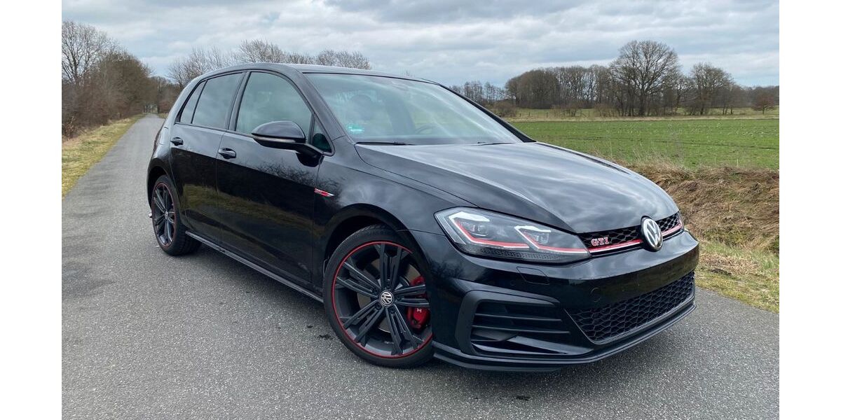 VW Golf 86.000 km 22.950 &euro; Gnarrenburg 27442