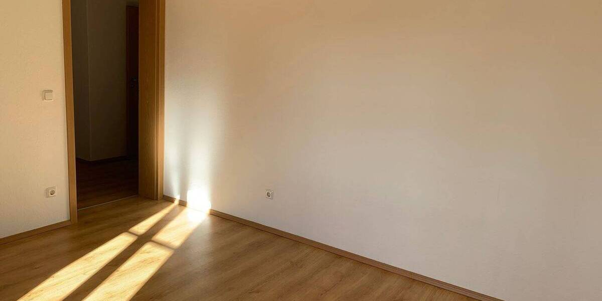 Zimmer Dresden Reick - 2 Zimmer, 47 m&sup2;, 410&euro; | Angebot:26276032