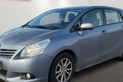 Toyota Verso 191.478 km 4.999 &euro; Brehna 06796