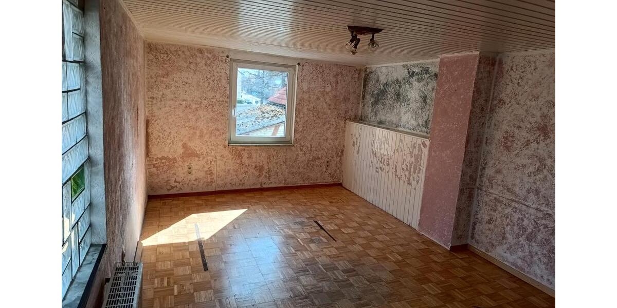 Mehrfamilienhaus, Wohnhaus Ilsede - 8 Zimmer, 198 m&sup2;, 155.000&euro; | Angebot:26416093