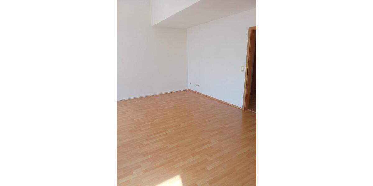 Dachgeschoßwohnung Hameln Kernstadt - 3 Zimmer, 77 m&sup2;, 550&euro; | Angebot:26476296