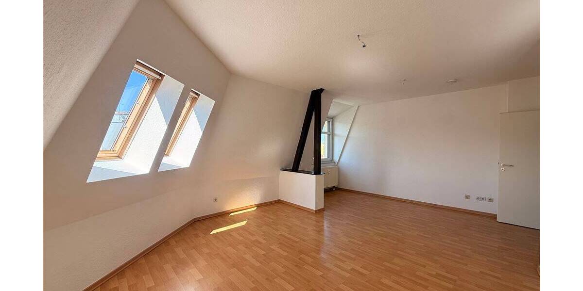 Etagenwohnung Halle Giebichenstein - 2 Zimmer, 63 m&sup2;, 600&euro; | Angebot:26345412