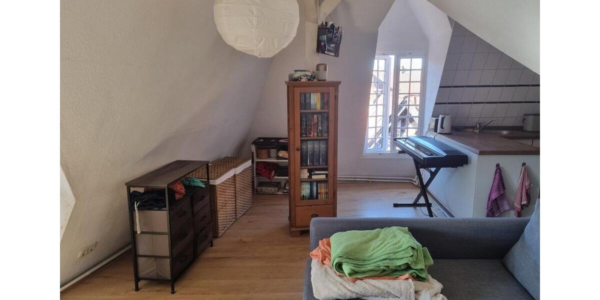 Dachgeschoßwohnung Lüneburg - 1.5 Zimmer, 34 m&sup2;, 480&euro; | Angebot:26386042