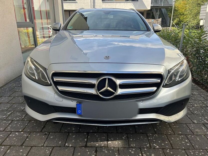 E 220