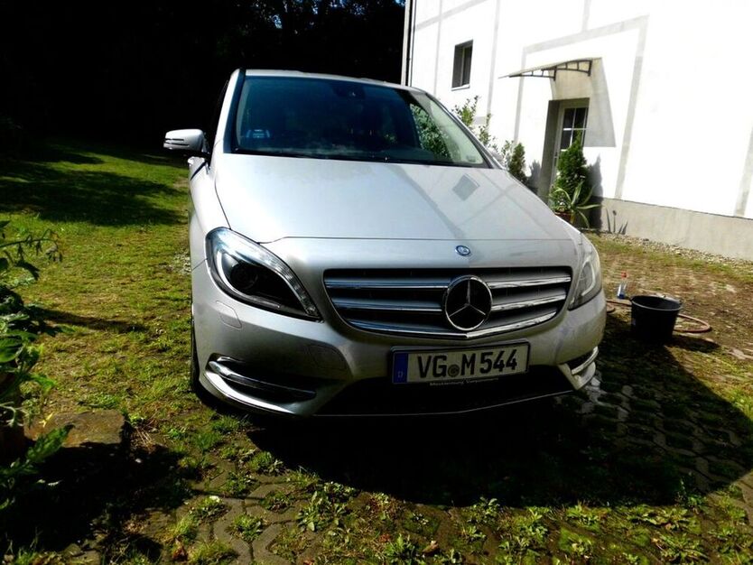 B 200