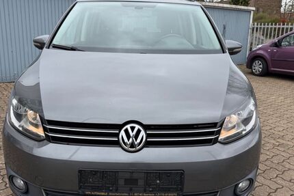 VW Touran 211.000 km 8.690 &euro; Saarlouis 66740