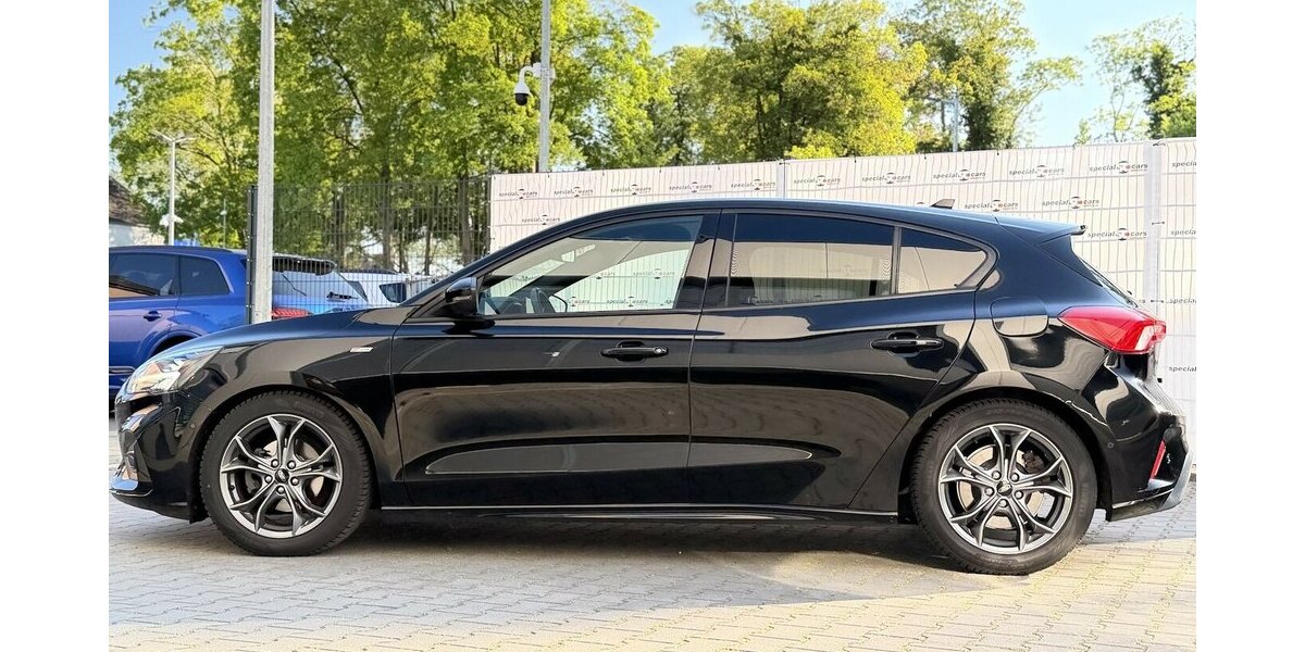 Ford Focus ST-Line / Keyless / Kamera / Carplay 68.000 km 16.990 &euro; Mönchengladbach 41066