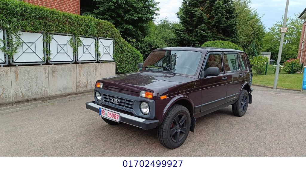 Lada Niva 106.000 km 8.490 &euro; Oberhausen 46145
