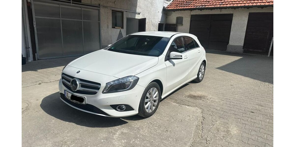 Mercedes-Benz A 180 157.360 km 9.750 &euro; Allmendingen 89604