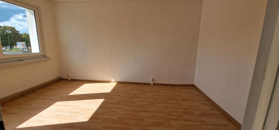 2 Zimmer mit Balkon