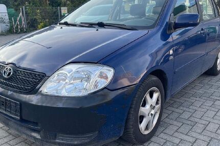 Toyota Corolla 249.372 km 2.400 &euro; Potsdam 14469