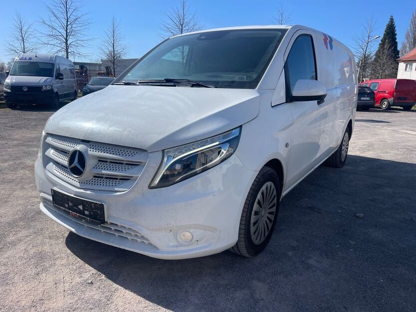Mercedes-Benz Vito 192.000 km 12.999 € Halle 06132