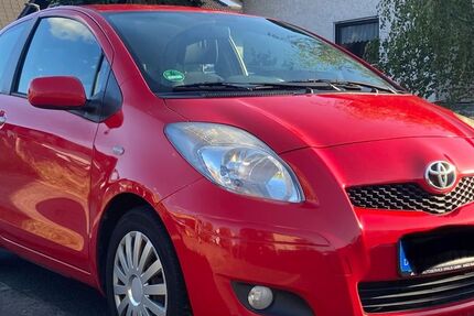 Toyota Yaris 257.000 km 2.500 &euro; Babenhausen 64832