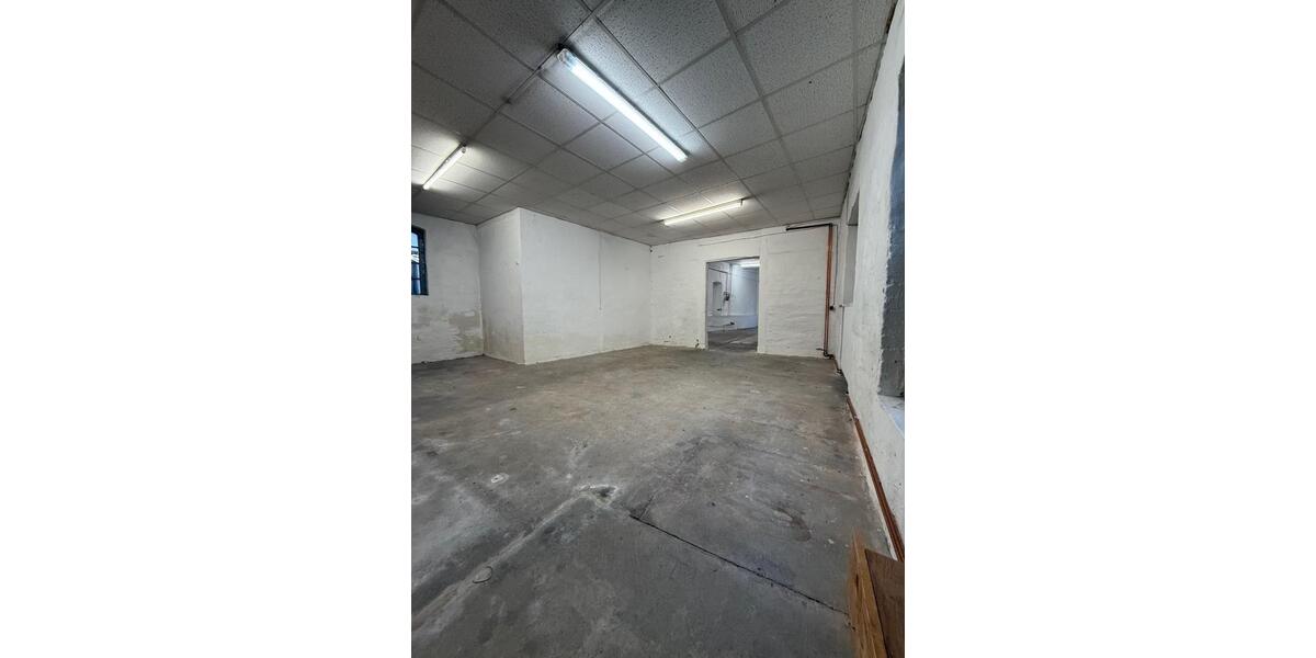 Lagerhalle Lagerfläche 140 m² in Göttingen zimmer