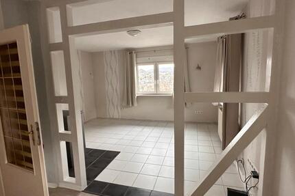 Kleines Einfamilienhaus zu vermieten in Eschenburg 3 zimmer