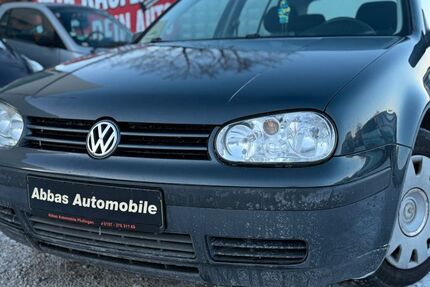 VW Golf 208.000 km 1.690 &euro; Pfullingen 72793