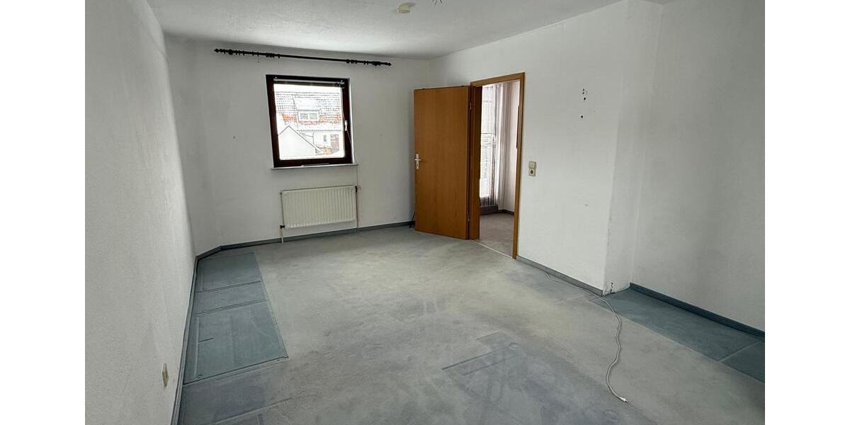 Reihenhaus Salzgitter - 3 Zimmer, 111 m&sup2;, 185.000&euro; | Angebot:26890688