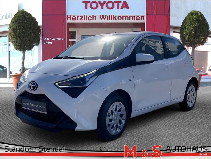 Aygo (X)