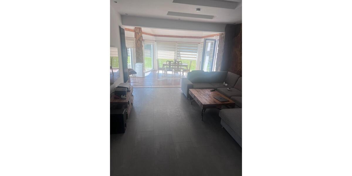 Mehrfamilienhaus, Wohnhaus Seelze - 3 Zimmer, 120 m&sup2;, 1.450&euro; | Angebot:26081170