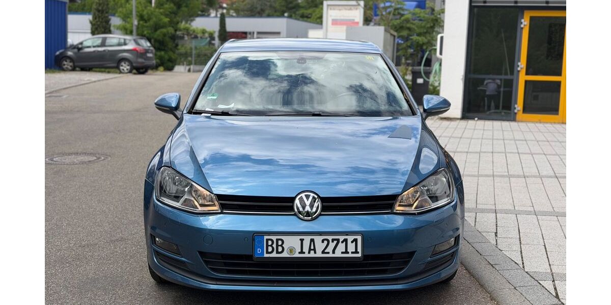 VW Golf 232.400 km 4.900 &euro; Sindelfingen 71065
