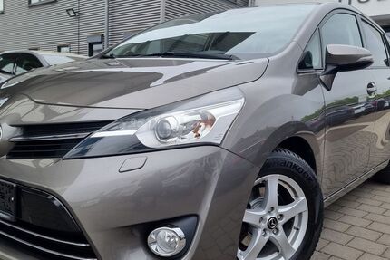 Toyota Verso 162.903 km 11.999 &euro; Nalbach 66809