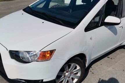 Mitsubishi Colt 106.750 km 2.799 &euro; Fürth 90762