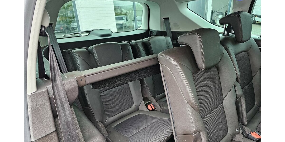 Renault Espace V Intens 4 Control LED RFK 7-Sitzer 130.673 km 17.490 € Löhne 32584