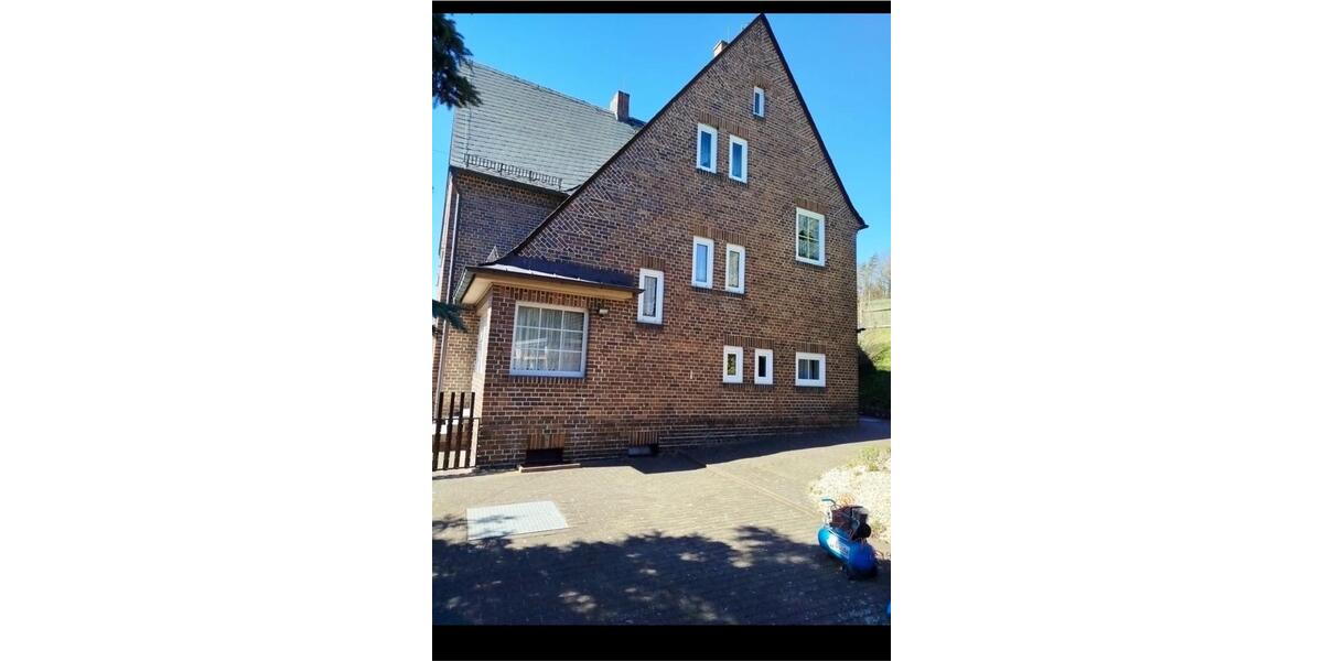 Doppelhaushälfte Lengenfeld - 4 Zimmer, 107 m&sup2;, 125.000&euro; | Angebot:26881263