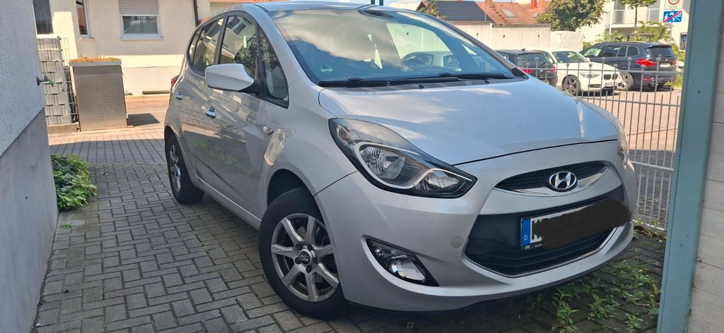 Hyundai ix20 98.080 km 6.700 &euro; Hockenheim 68766