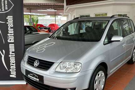VW Touran 180.000 km 3.699 &euro; Gütersloh 33334