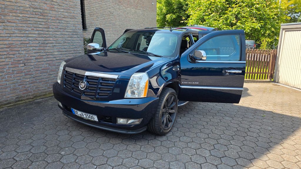 Cadillac Escalade 256.000 km 18.500 &euro; Sendenhorst 48324