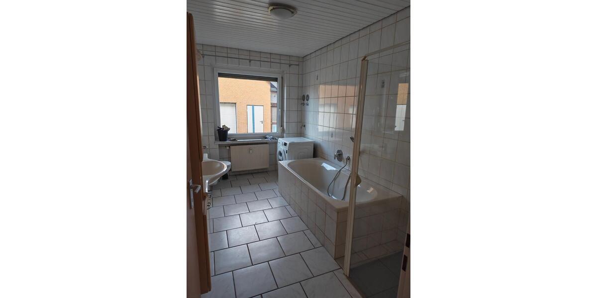 Moderne 3-Zimmer-EG-Wohnung mit Wintergarten & Terrasse 3 zimmer