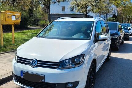 VW Touran 182.300 km 8.590 &euro; München 81735