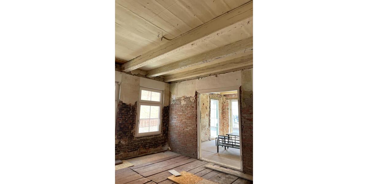 Mehrfamilienhaus, Wohnhaus Hage - 10 Zimmer, 250 m&sup2;, 600&euro; | Angebot:26072903