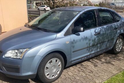 Ford Focus 97.450 km 3.350 &euro; Bad Sooden-Allendorf 37242