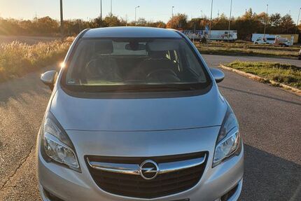 Opel Meriva 99.600 km 8.900 &euro; Augsburg 86159