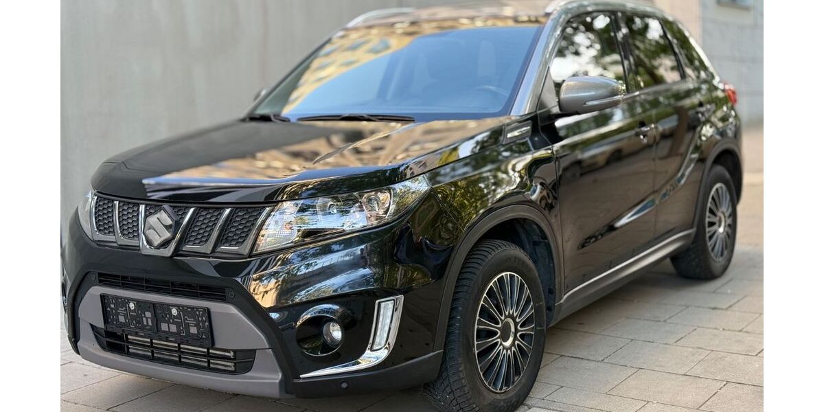 Suzuki Vitara 122.342 km 12.500 &euro; München 80639