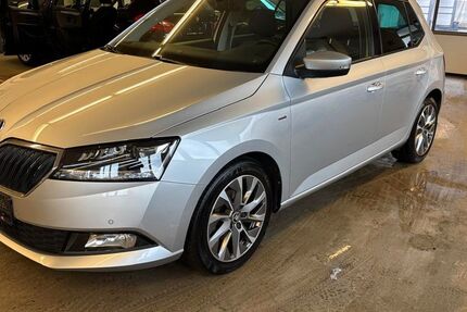 Skoda Fabia 51.000 km 14.800 &euro; Kirchhundem 57399