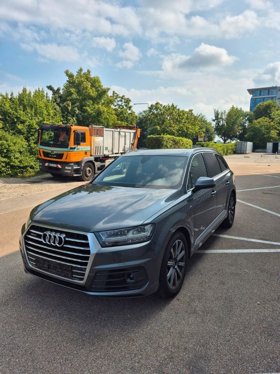 Q7