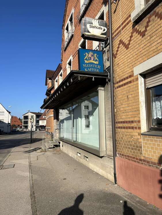 Haus zum Kaufen in Mögglingen 350.000 € 277 m²