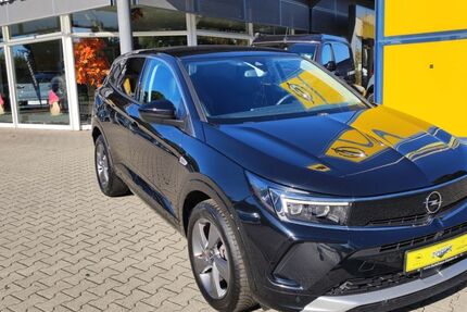 Opel Grandland (X) 4.832 km 30.950 € Zossen 15806
