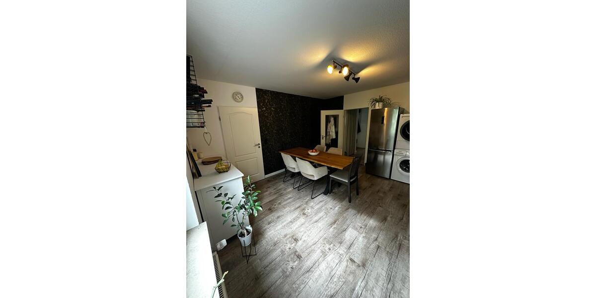 Etagenwohnung Ronnenberg - 3 Zimmer, 90 m&sup2;, 270.000&euro; | Angebot:27025526