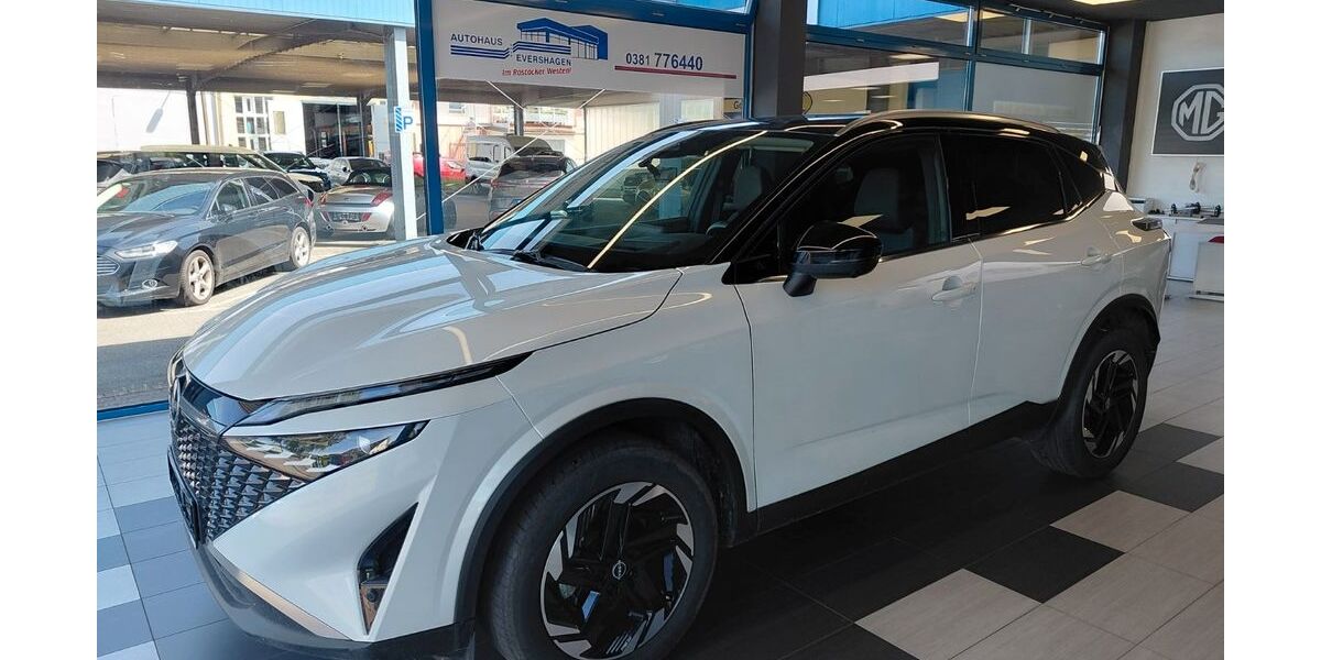 Nissan Qashqai 12.600 km 28.490 &euro; Rostock 18106